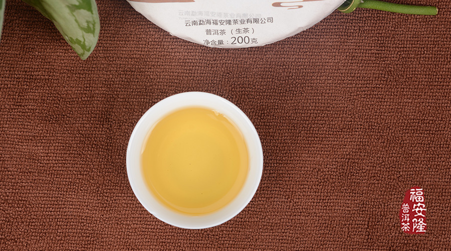 福安隆听说，“班”家的好茶要开汤分享哦～配图